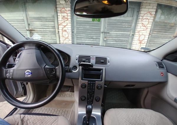 Volvo V50 cena 15000 przebieg: 324500, rok produkcji 2005 z Warszawa małe 106